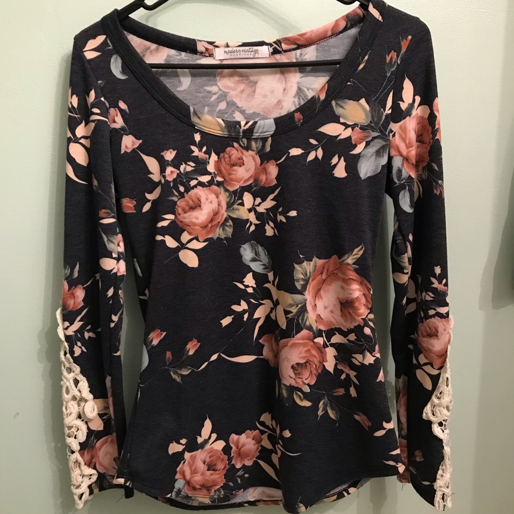 Floral long sleeve top